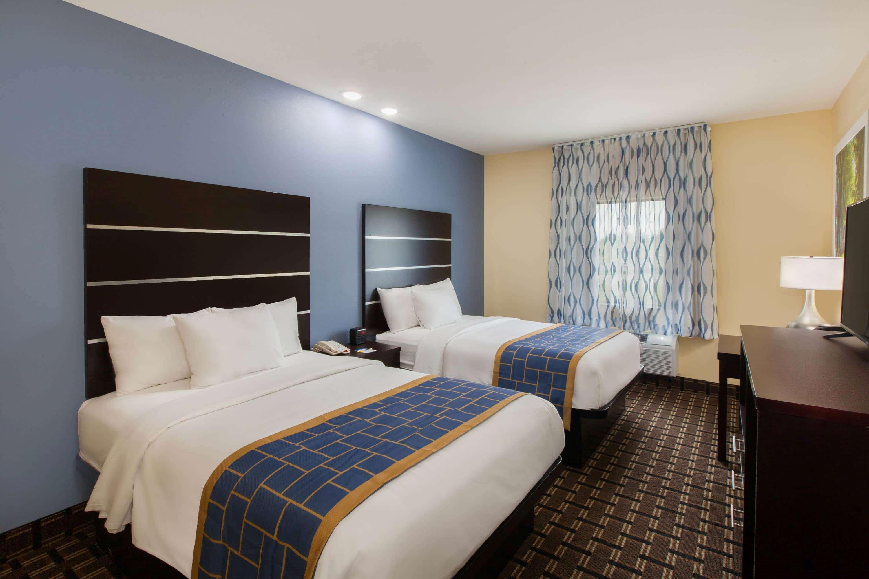 Days Inn By Wyndham Baton Rouge Airport Екстер'єр фото