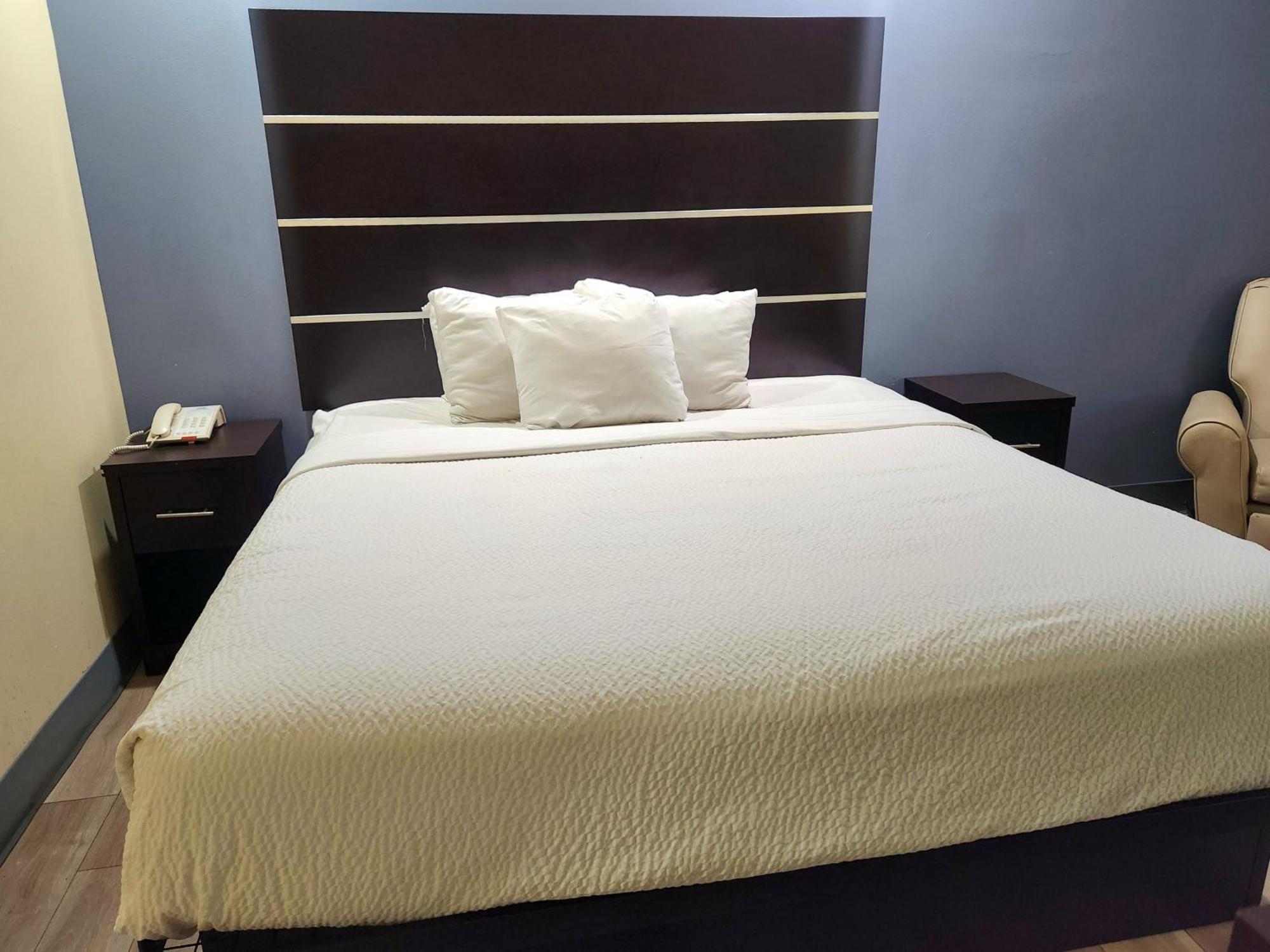 Days Inn By Wyndham Baton Rouge Airport Екстер'єр фото
