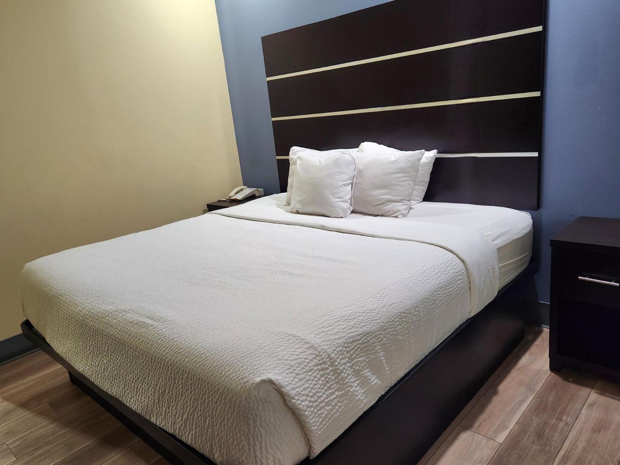 Days Inn By Wyndham Baton Rouge Airport Екстер'єр фото